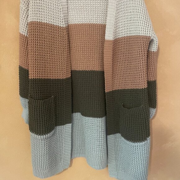 Almost Famous Long Cardigan - Picture 2 of 4